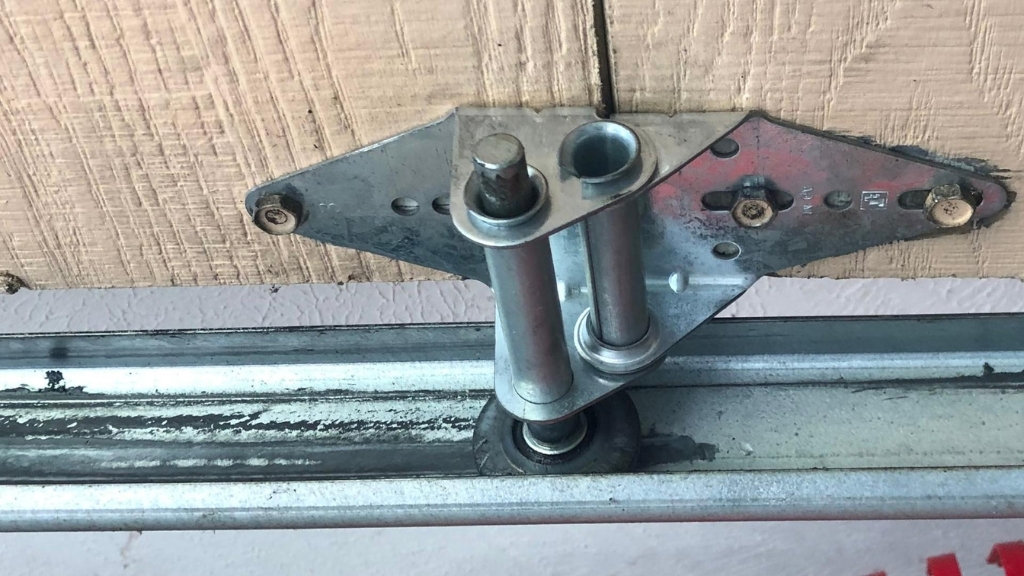 garage door spring replacement